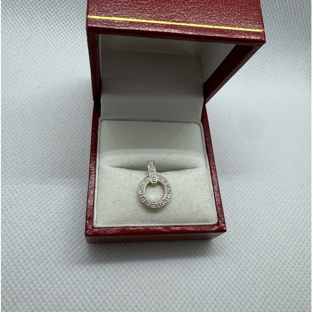 10k diamond pendant